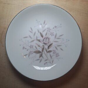 Memphis Fine China Floral Pattern Saucer Plate Silver‎ Trim Raised Edge